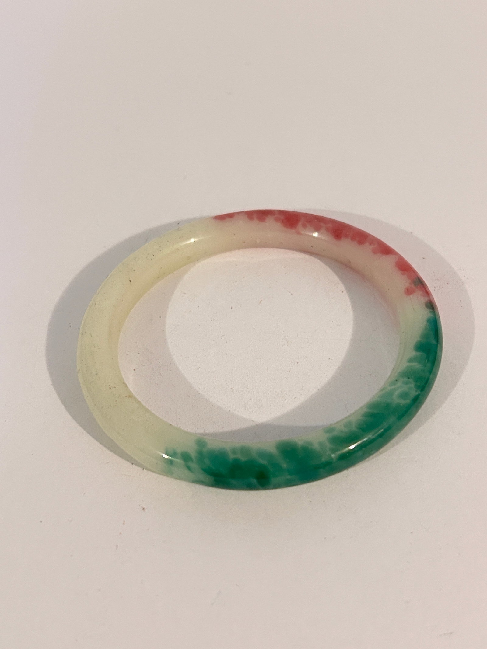 Vintage Glass Colorful Bracelet 7": Vintage Glass Colorful Bracelet 7" Please view all photos as they are part of the description and condition of this Item, Feel free to contact me with questions or picture requests! Used Item AS IS