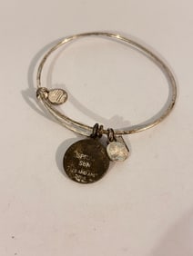 Alex and Ani Vintage Stretch Bracelet Signed 7"