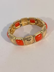 Vintage gold tone stretch Bracelet 7"