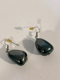 Vintage dangle green tear drop Earrings
