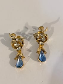 Vintage Coro rhinestone dangle screw on Earrings