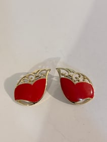 Vintage red enamel gold tone Earrings