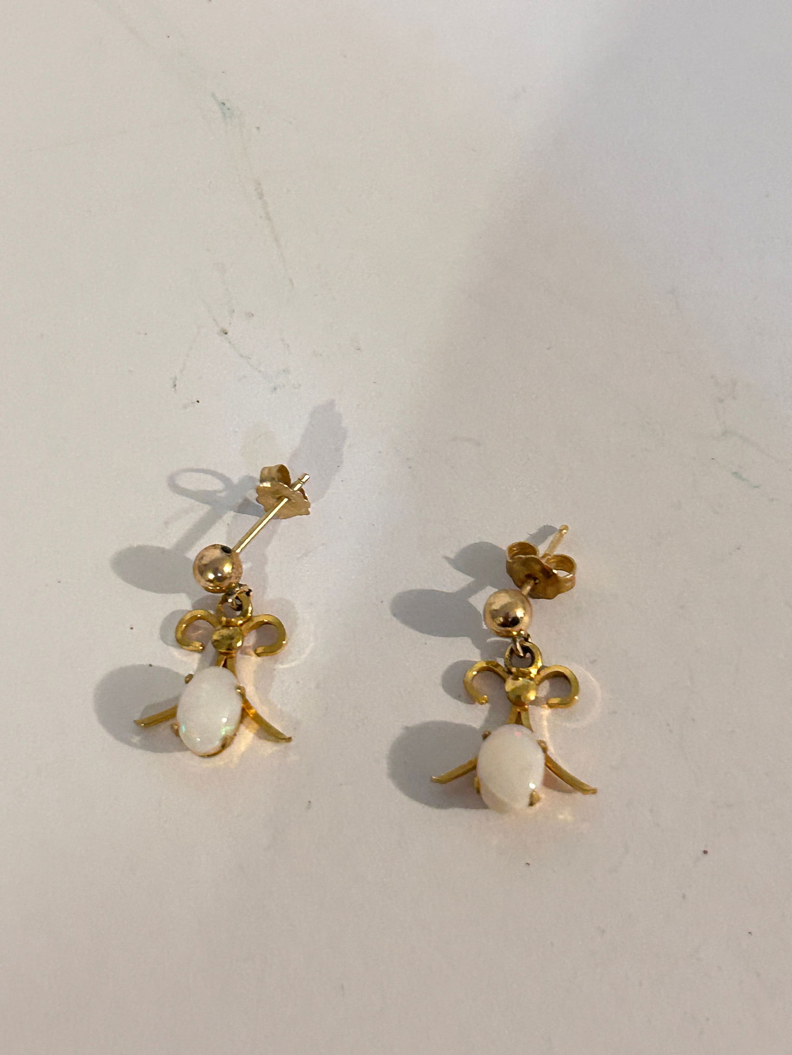 Vintage gold filled pink Opal Earrings (1 of 5)