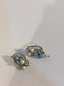 Vintage Coro rhinestone Earrings