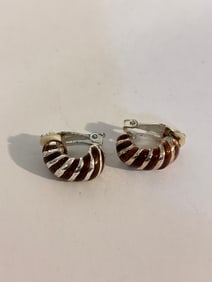 Vintage enamel clip on Earrings