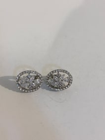 Vintage rhinestone clip on Earrings