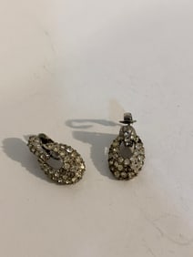Vintage rhinestone Earrings