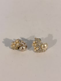 Vintage rhinestone pearl Earrings