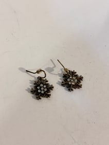 Vintage snow flake Earrings