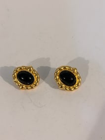 Vintage gold tone post Earrings