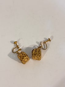Vintage gold tone filigree Earrings