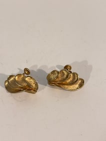 Vintage Star gold tone Earrings