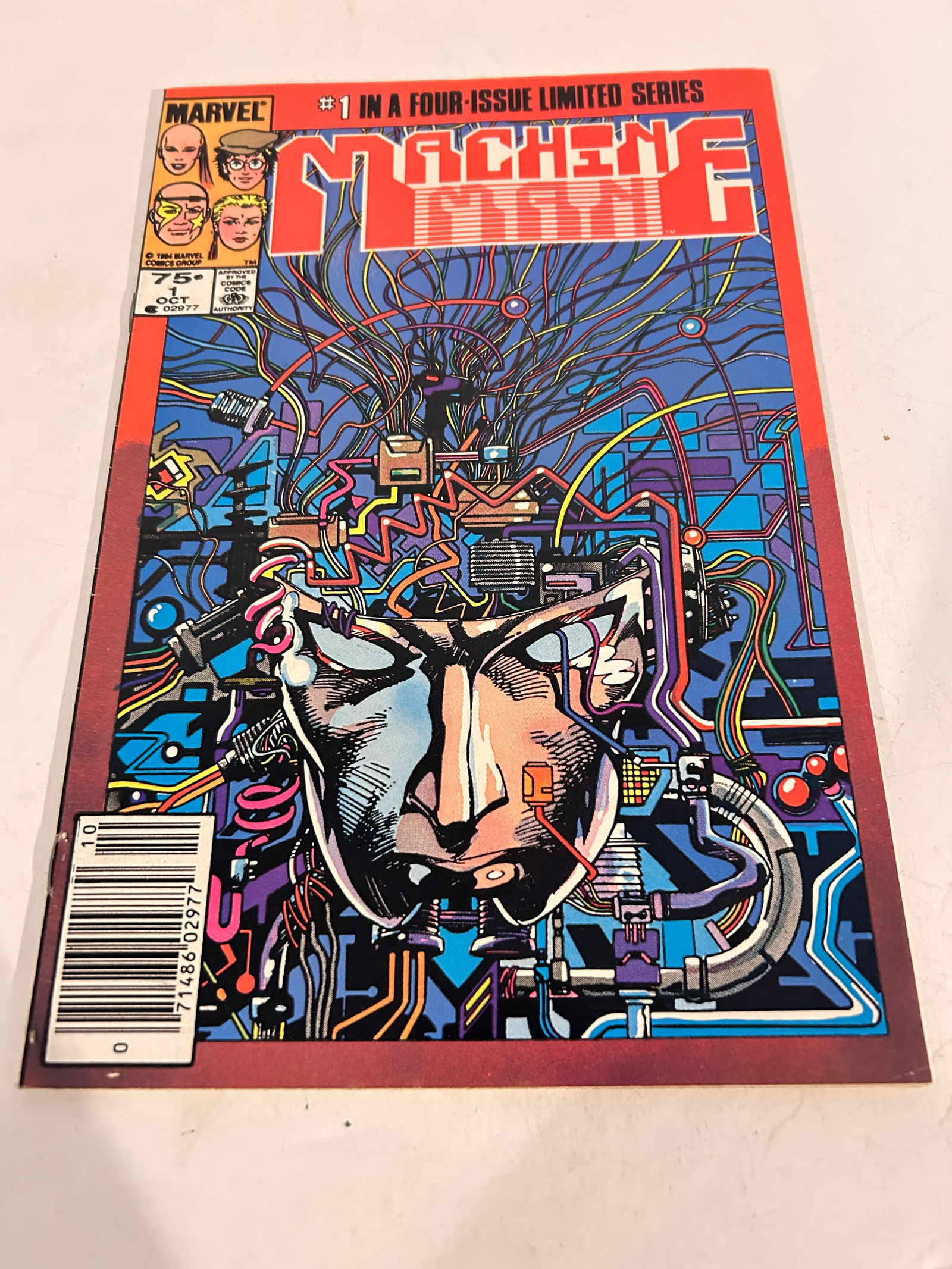 Vintage Comic Book Machine Man # 1 (1 of 2)