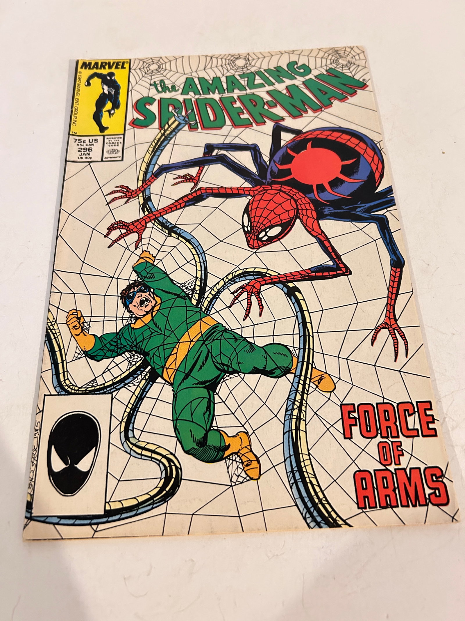 Vintage Comic Book Amazing Spider-Man # 296: Vintage Comic Book Amazing Spider-Man # 296 Please view all photos as they are part of the description and condition of this Item, Feel free to contact me with questions or picture requests! Used Item