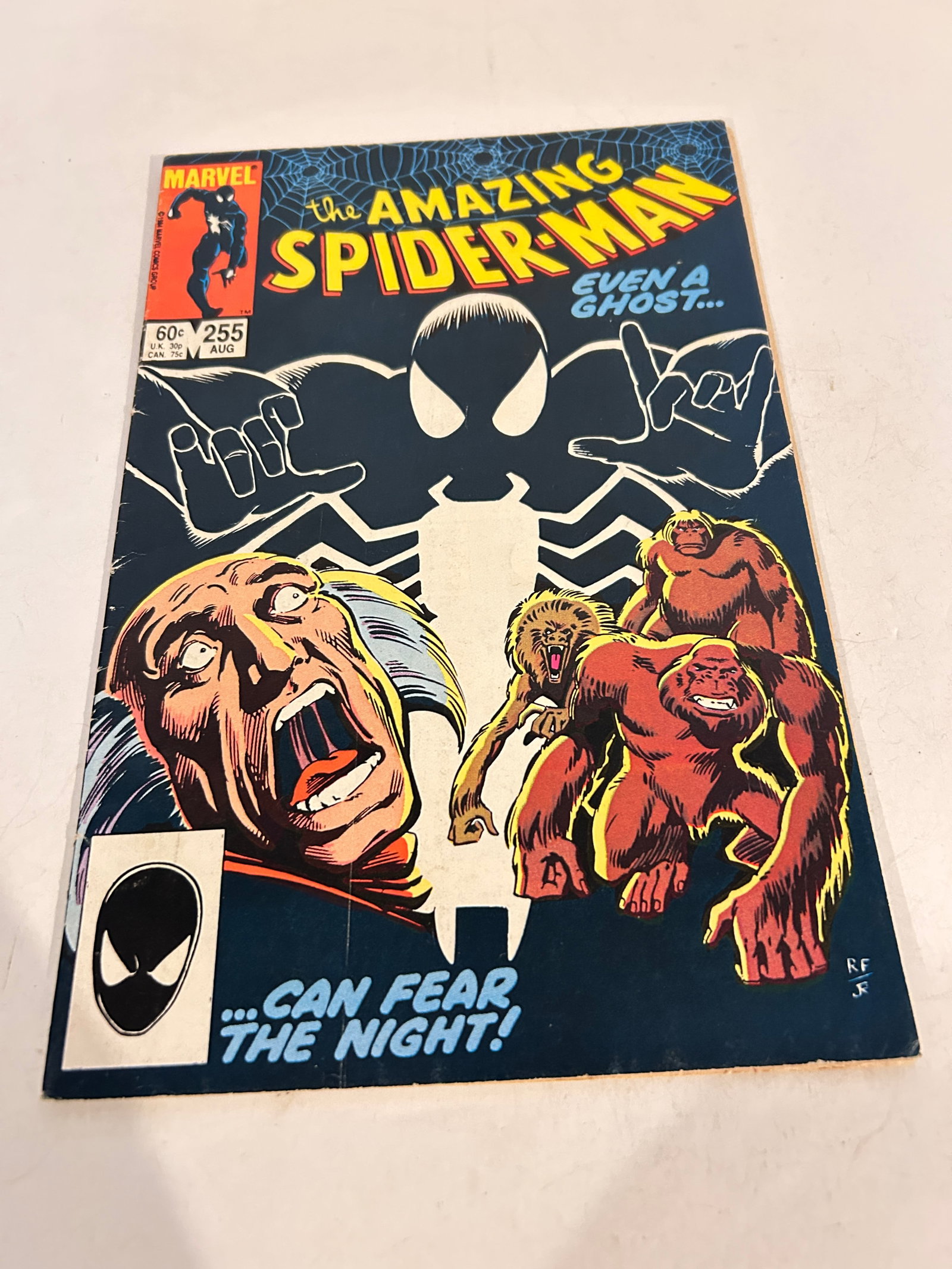 Vintage Comic Book Amazing Spider-Man # 255: Vintage Comic Book Amazing Spider-Man # 255 Please view all photos as they are part of the description and condition of this Item, Feel free to contact me with questions or picture requests! Used Item