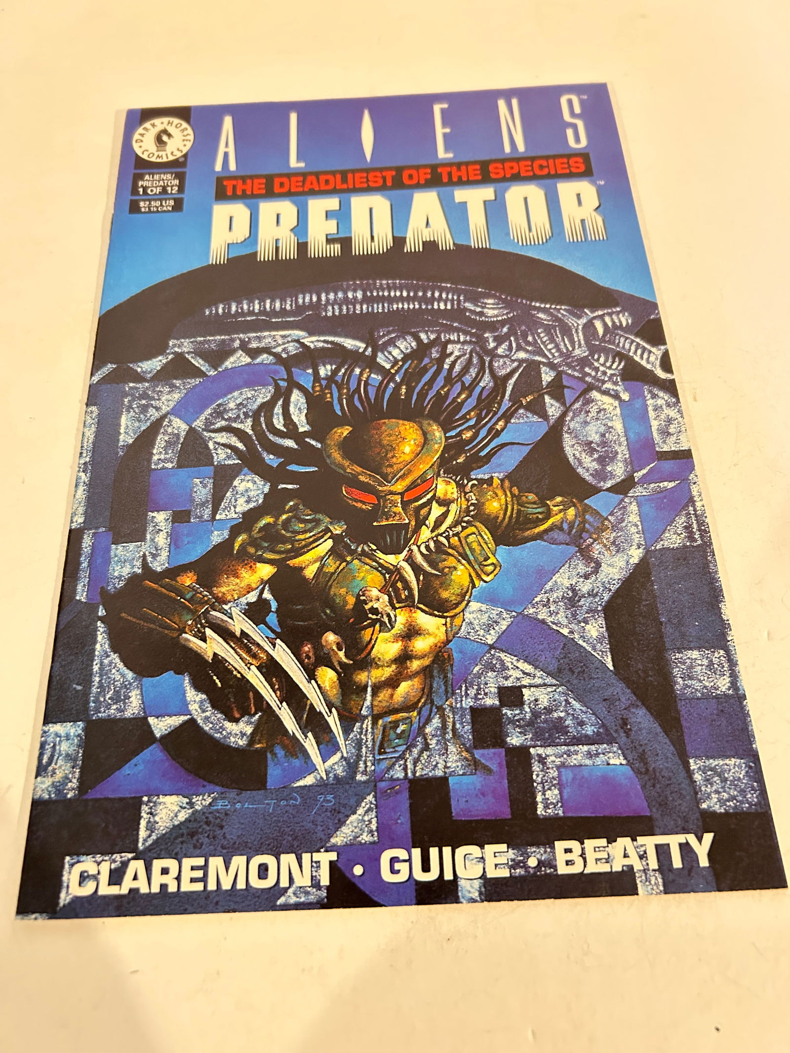 Vintage Comic Book Aliens/Predator # 1 (1 of 2)