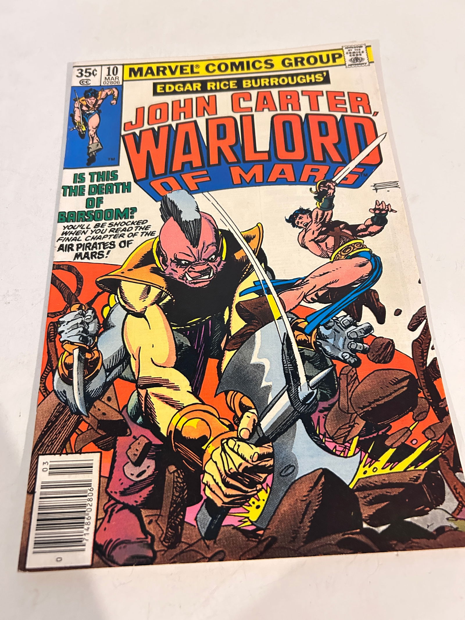 Vintage Comic Book John Carter Warlord of Mars # 10: Vintage Comic Book John Carter Warlord of Mars # 10 Please view all photos as they are part of the description and condition of this Item, Feel free to contact me with questions or picture requests! U