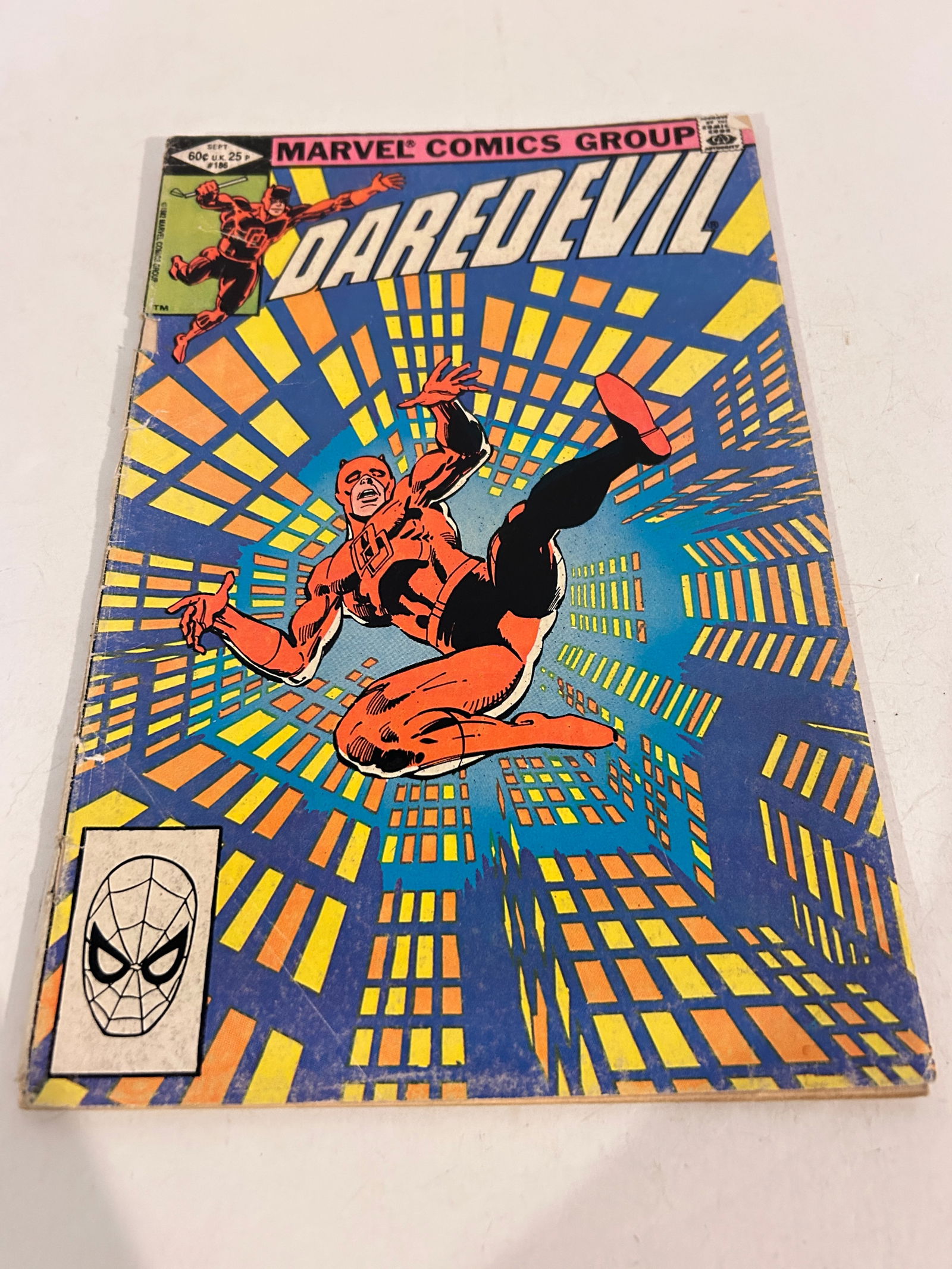 Vintage Comic Book Daredevill # 25 (1 of 2)