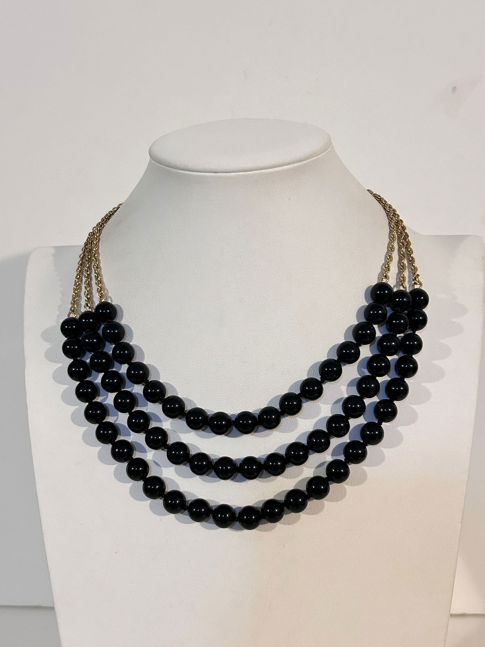 Vintage BR Acrylic black bead 3 strand Necklace sz 15" (1 of 4)