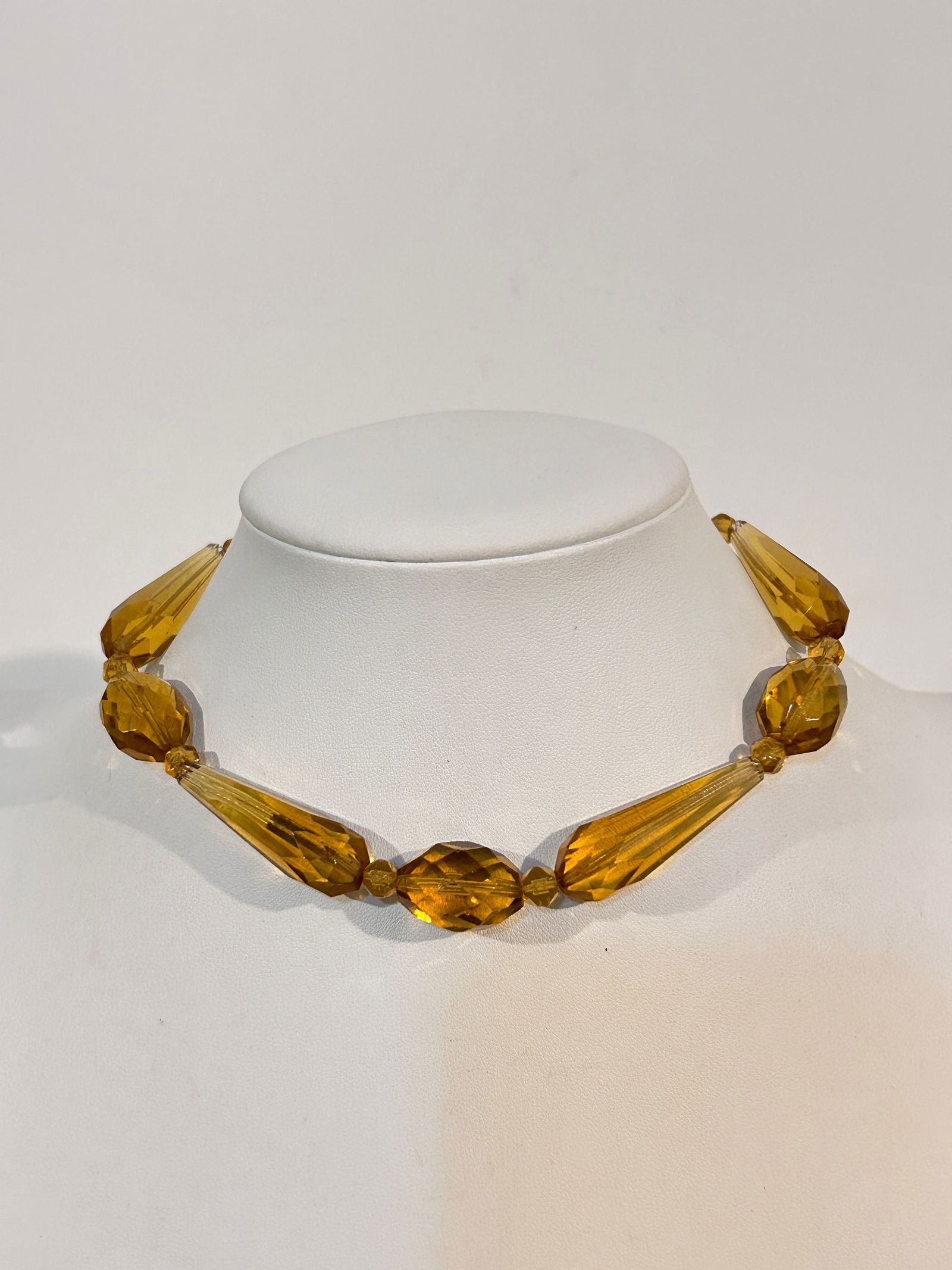 Vintage Austria Crystal heavy root beer Necklace sz 13" (1 of 4)