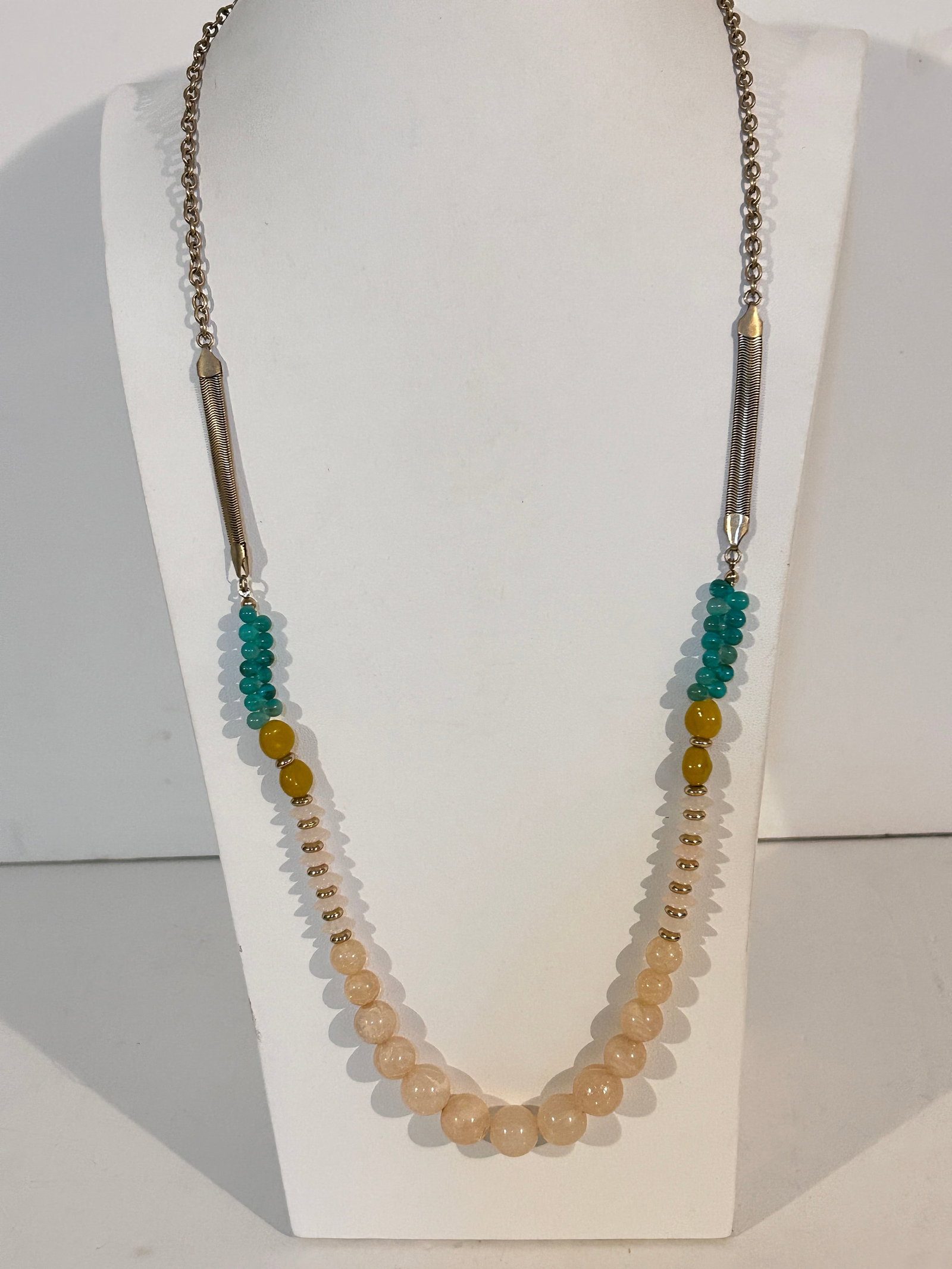 Vintage Loft Ann Taylor Necklace sz 32": Vintage Loft Ann Taylor Necklace sz 32" Please view all photos as they are part of the description and condition of this Item, Feel free to contact me with questions or picture requests! Used Item AS 