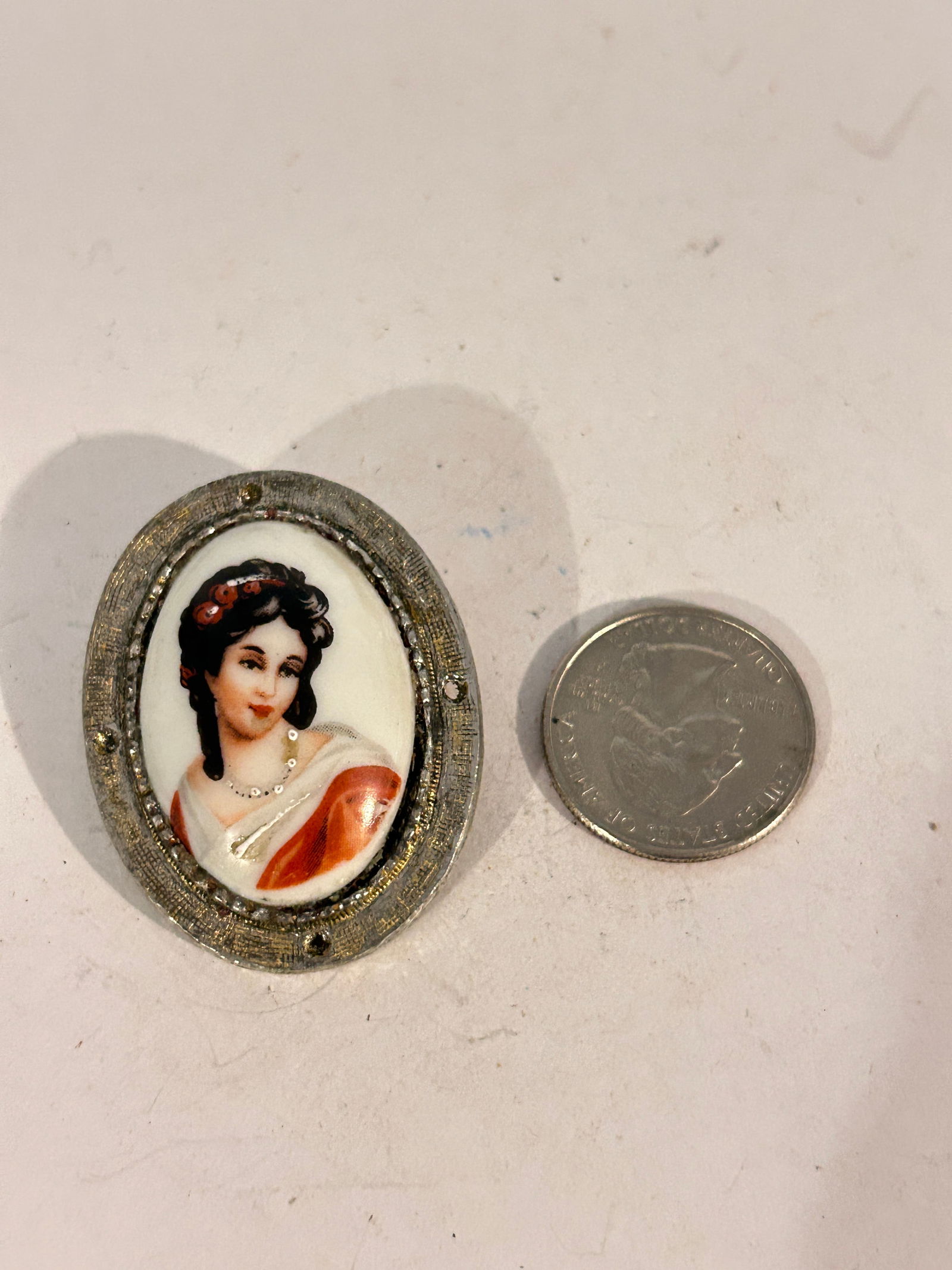 Vintage hand painted limoges lady cameo Brooch (1 of 5)