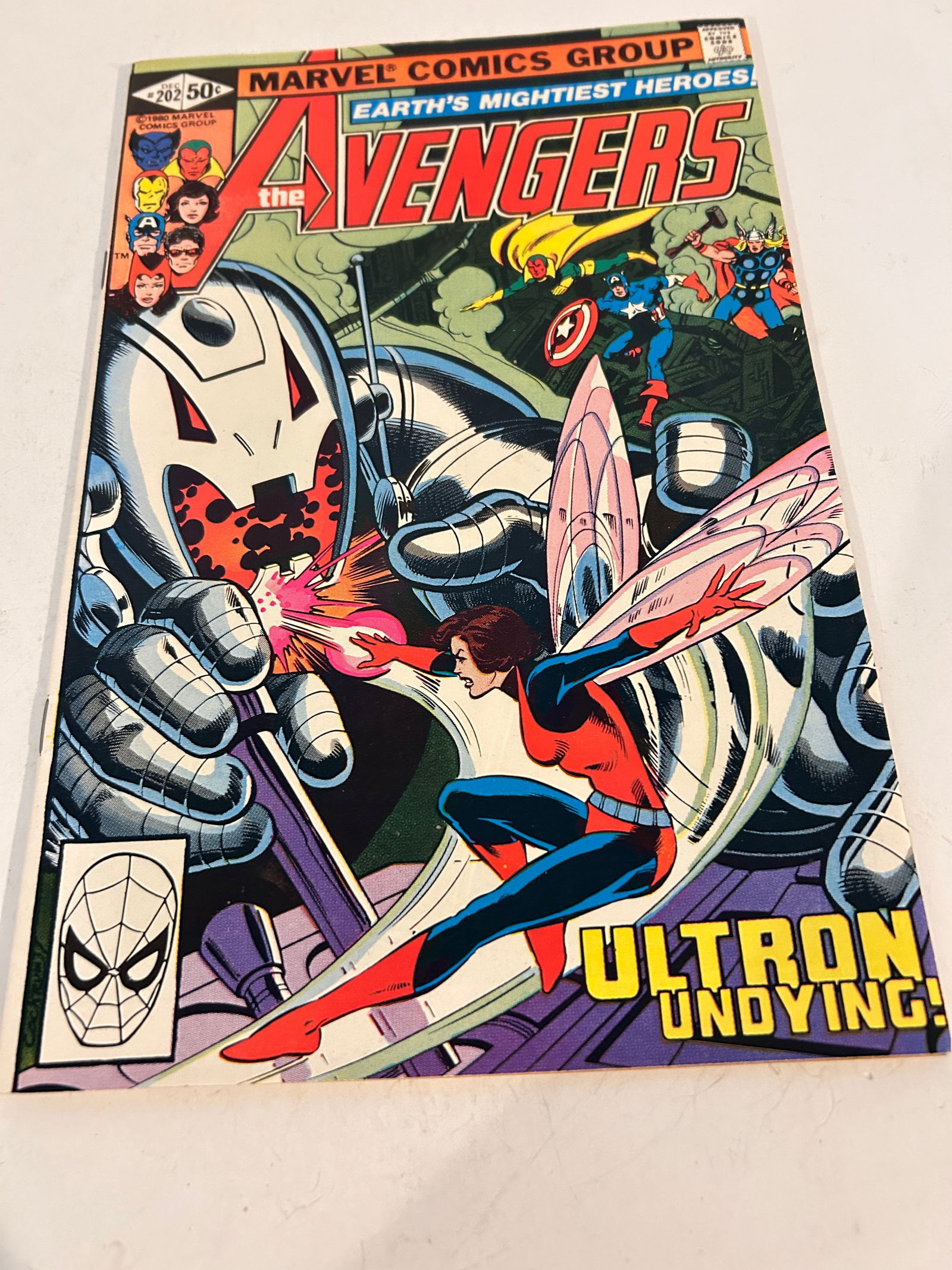 Vintage Comic Avengers # 202 (1 of 2)