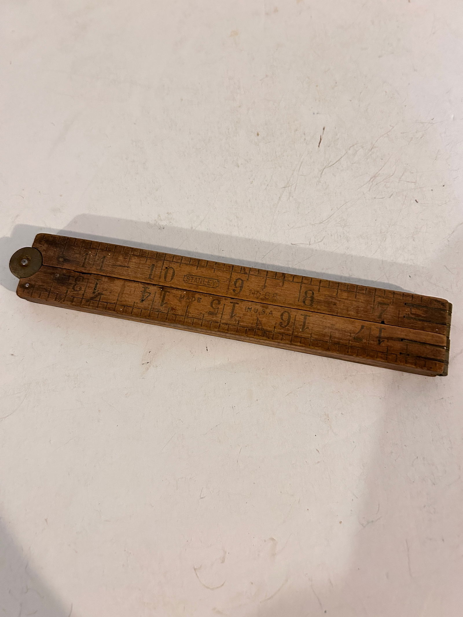 Antique Stanley No. 68 Wood Brass Folding Carpenters Ruler (1 of 4)