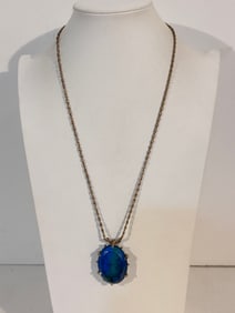 Vintage gold tone blue glass cameo pendant Necklace 24"