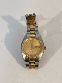 Vintage seiko SQ two tone quartz working Watch 18LR