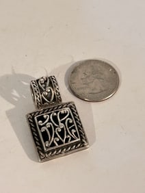 Vintage Sterling Silver Mexico filigree onyx Pendant
