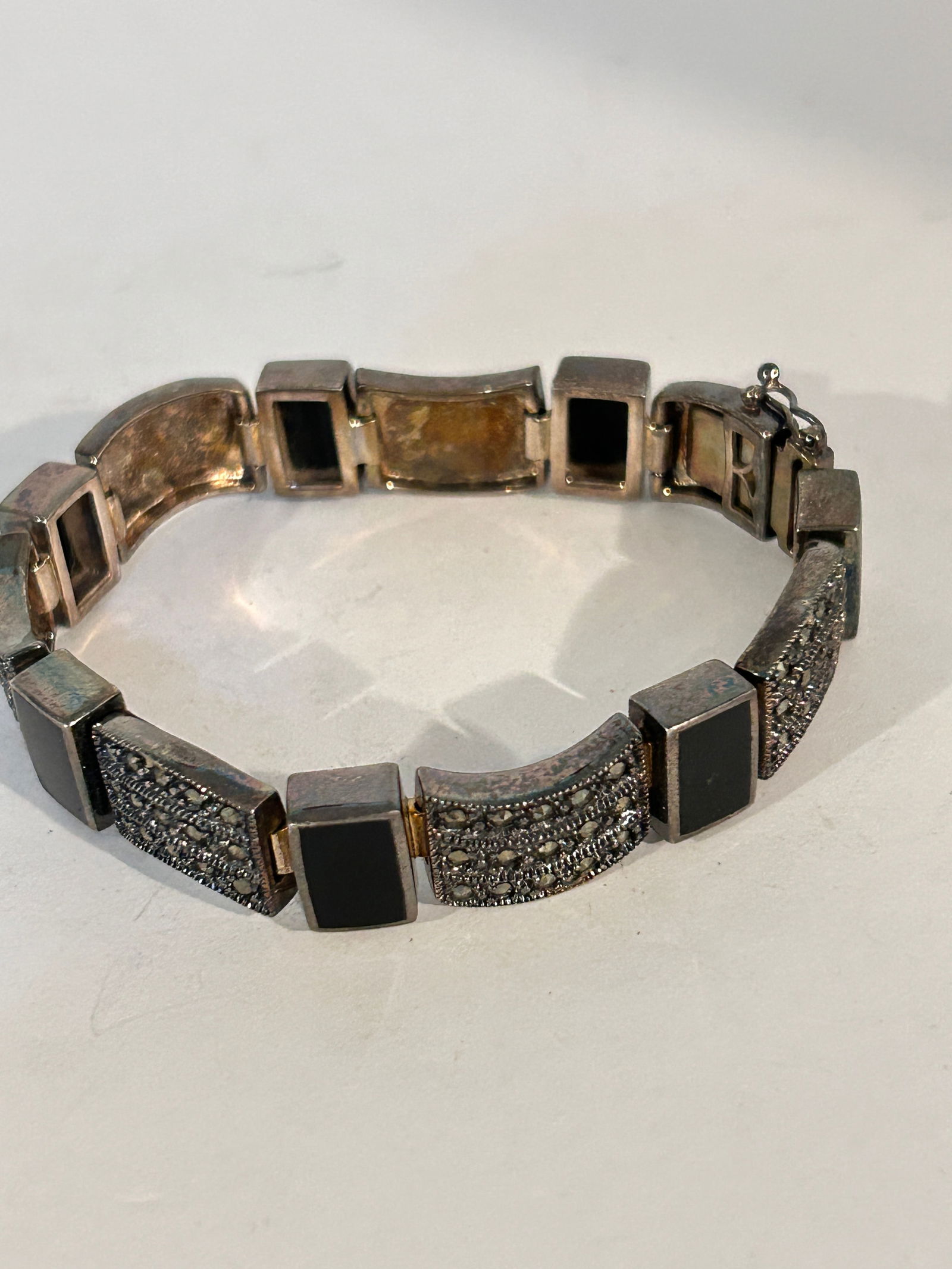 Vintage Sterling Silver onyx marcasite heavy Bracelet 7": Vintage Sterling Silver onyx marcasite heavy Bracelet 7" Please view all photos as they are part of the description and condition of this Item, Feel free to contact me with questions or picture reques