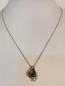 Vintage Sterling Silver Spinel gemstone Necklace 16"