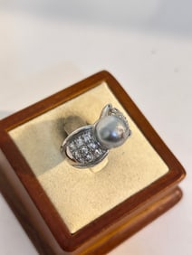 Vintage Sterling Silver rhinestone Faux pearl Ring sz 8
