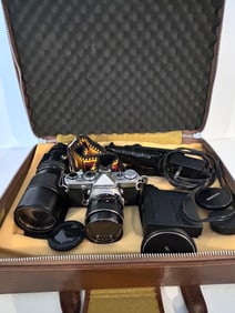 Olympus OM-1 35mm SLR Film Camera with Lens & Flash Bundle w/ Camera Bag Asunuma lens f2.8 28mm,