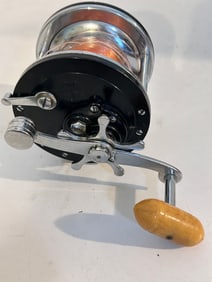 Vintage Peen Longbeach no. 66 Fishing Reel