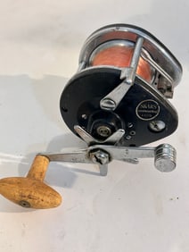 Vintage Sears Level Wind Fishing Reel 641276
