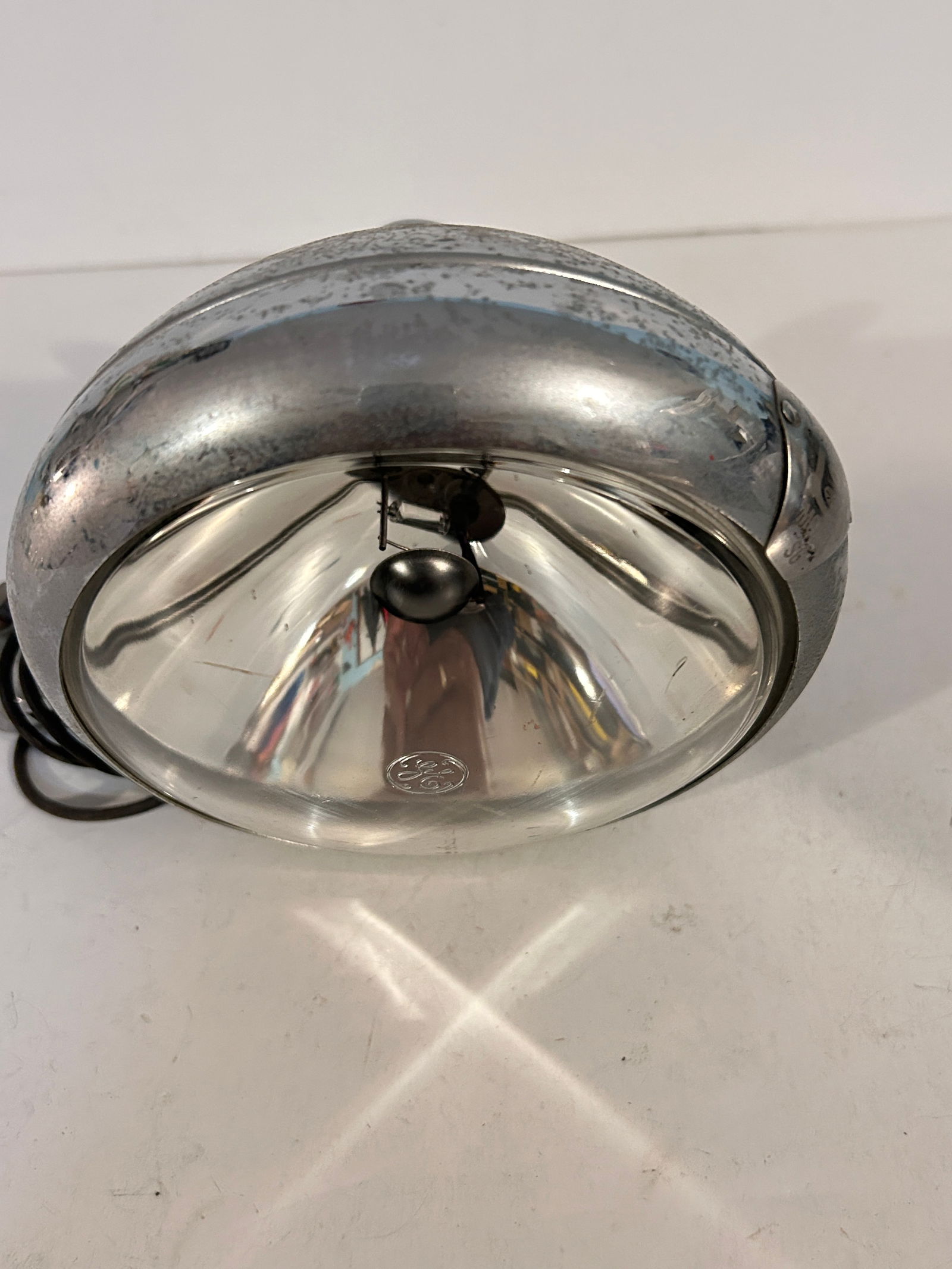 Vintage Automobile Unity Mfg. Co. Spotlight Model S6, Chicago, USA (1 of 4)