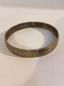 Vintage brass carved floral Bracelet sz 7"