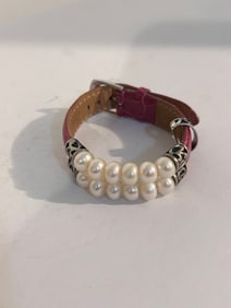 Vintage pink leather Faux pearl adjustable Bracelet