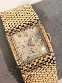 Vintage Crysler gold tone mech working Watch needs cleaning
