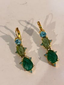 Vintage Joan Rivers Green dangle Earrings