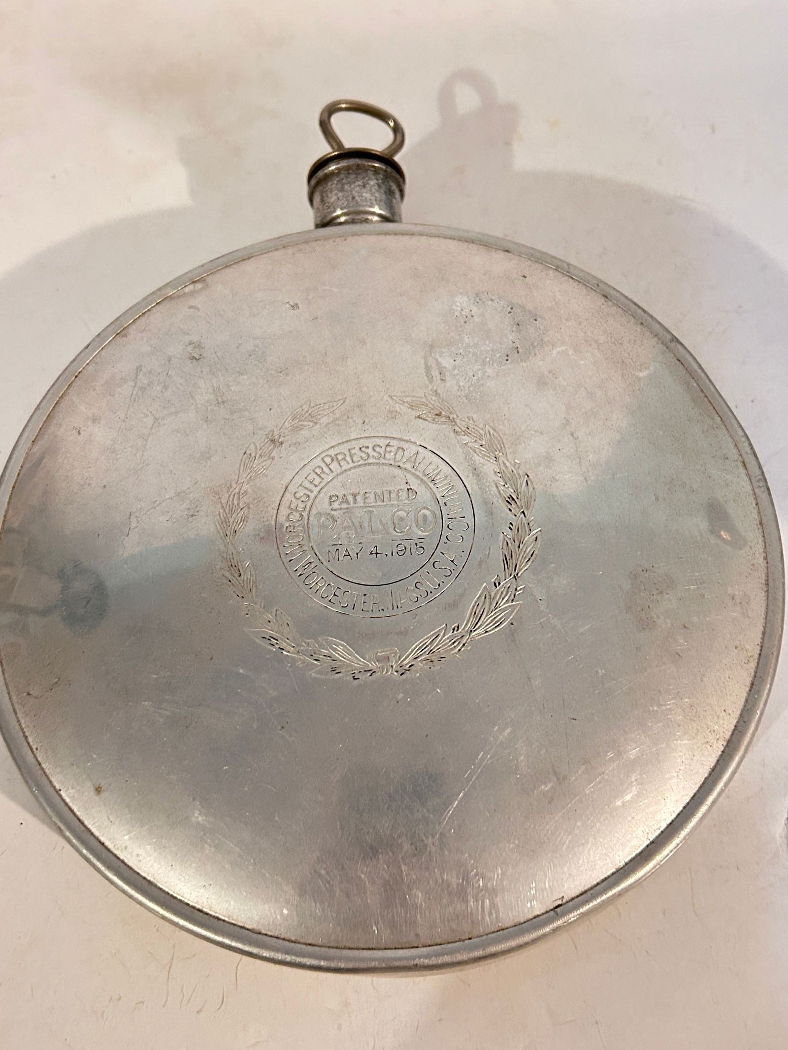 Worcester Mass. USA Pressed Aluminum Canteen Patented Palco May 4, 1915: Worcester Mass. USA Pressed Aluminum Canteen Patented Palco May 4, 1915 Please view all photos as they are part of the description and condition of this Item, Feel free to contact me with questions or