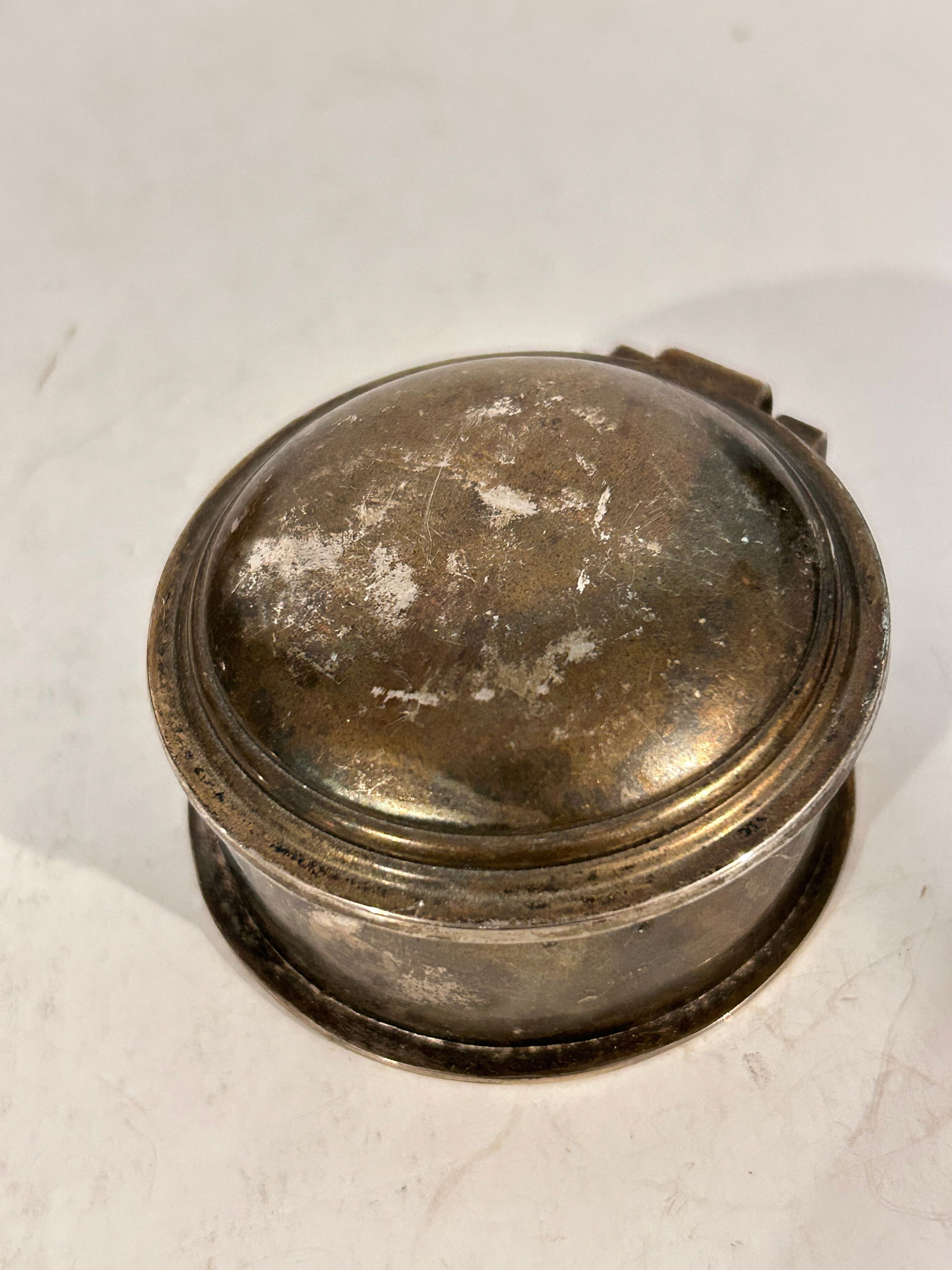Vintage trinkit jewelry pill box 2 1/4" (1 of 6)