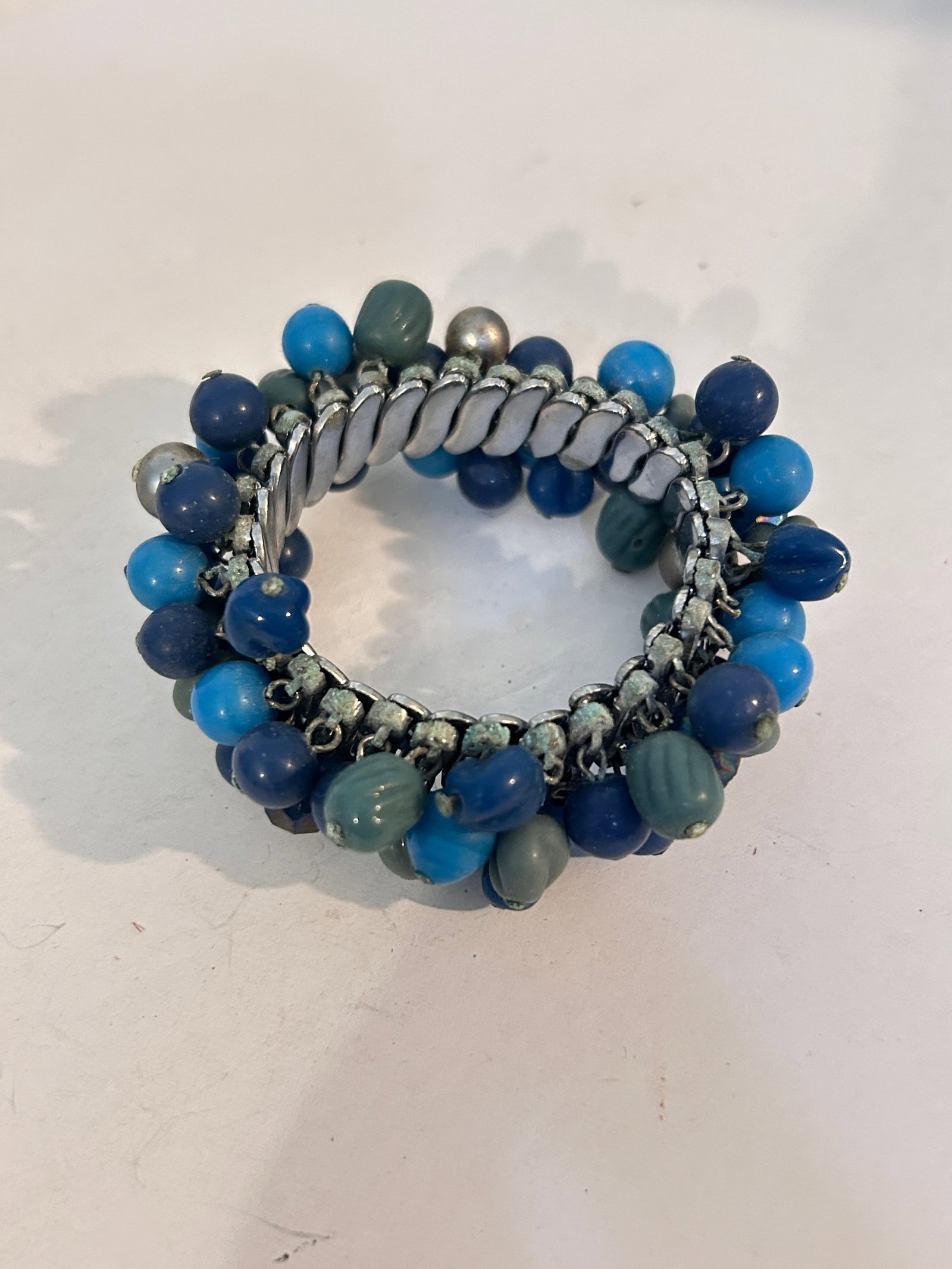 Vintage Blue stretch Bead Bracelet (1 of 3)