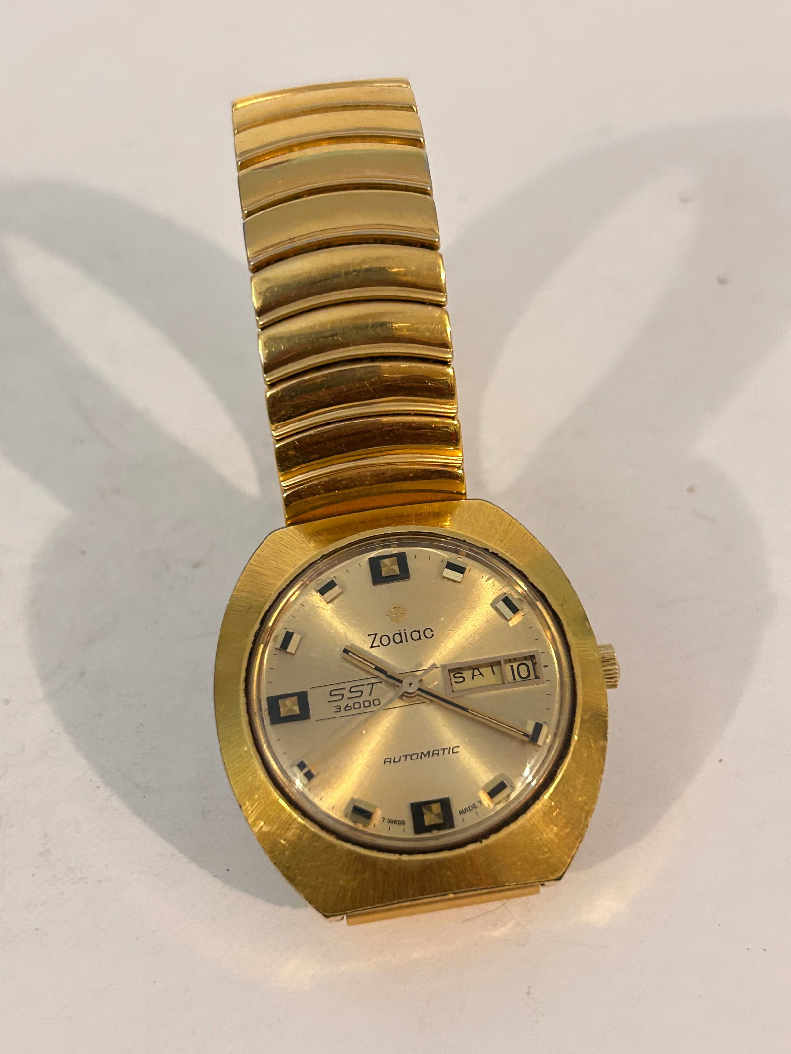 Vintage Zodiac SST 36000 Automatic Swiss Made Men's Watch Works Great (1 of 6)