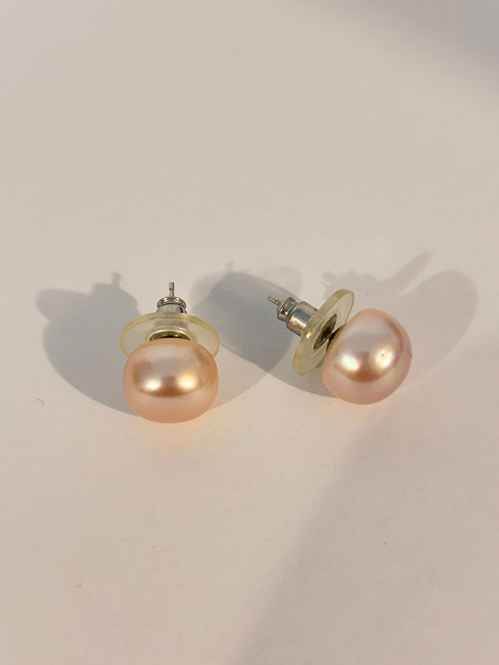 Vintage 14K Gold Pearl post Earrings (1 of 4)