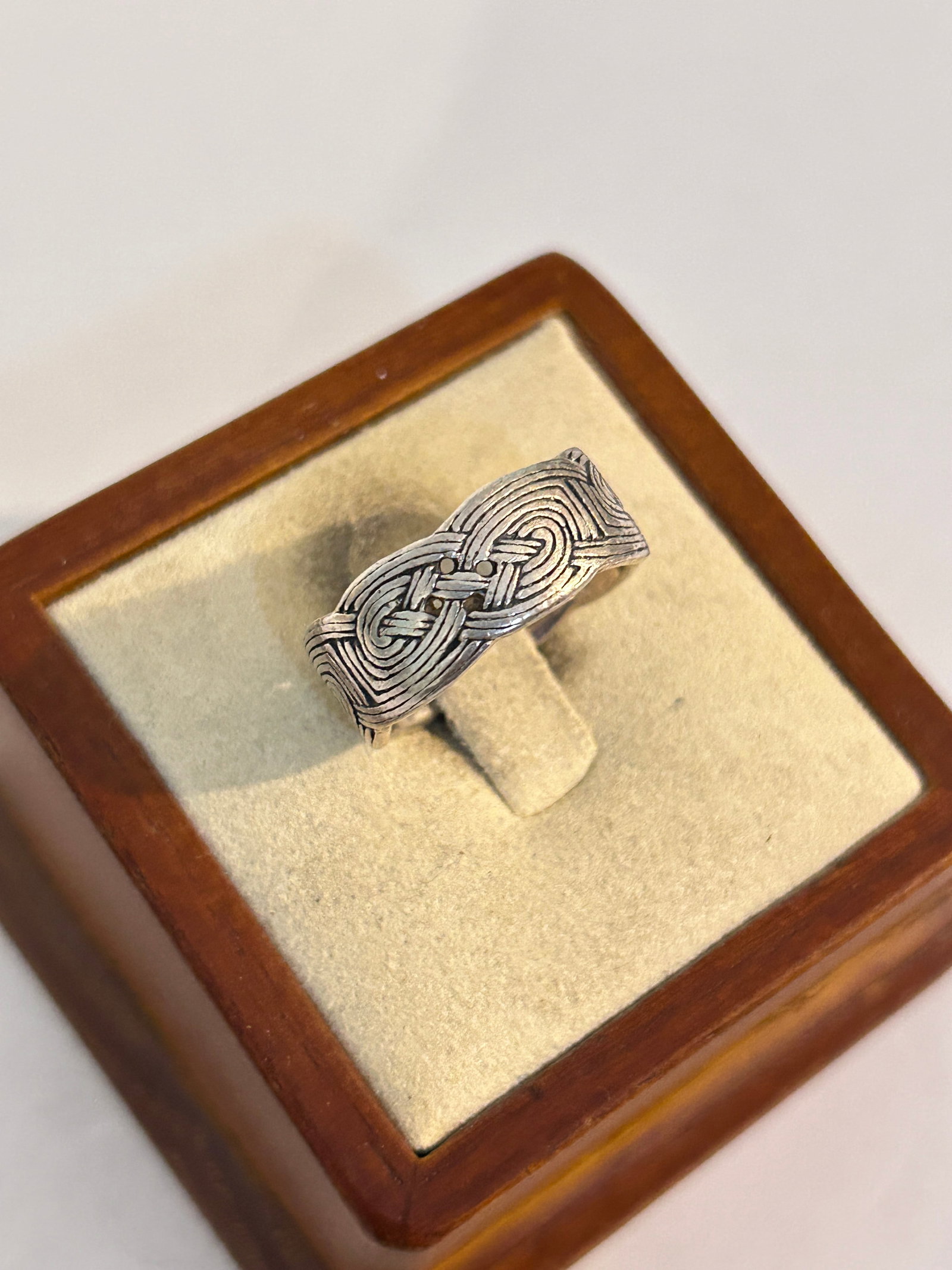 Vintage Peter Stone PSCL Sterling Silver 925 Braided Ring sz 7: Vintage Peter Stone PSCL Sterling Silver 925 Braided Ring sz 7 Please view all photos as they are part of the description and condition of this Item, Feel free to contact me with questions or picture 