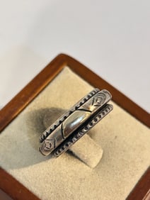 Vintage Sterling Silver Navajo Indian double Ring sz 9