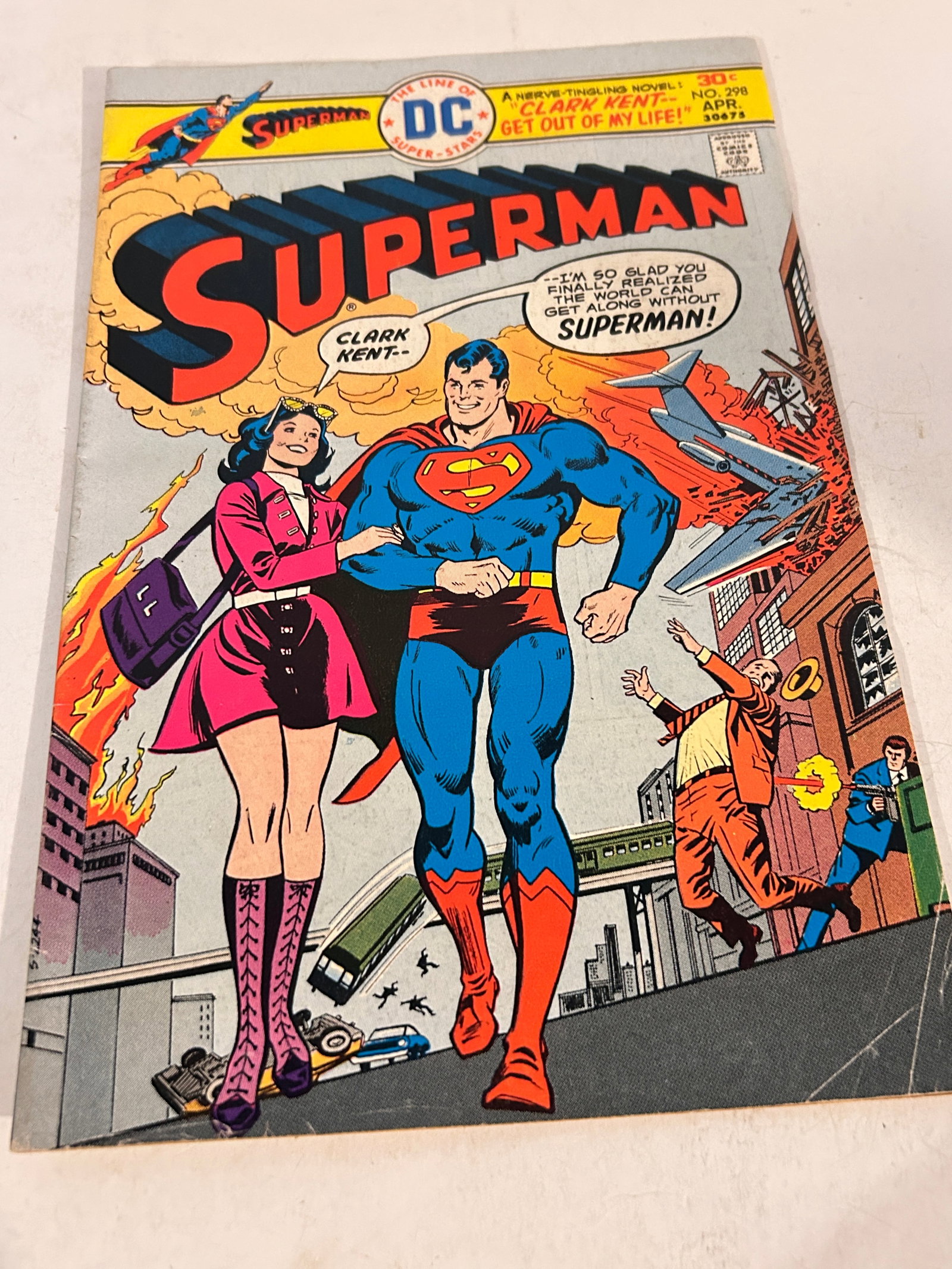 Vintage Comic Book Superman # 298: Vintage Comic Book Superman # 298 Please view all photos as they are part of the description and condition of this Item, Feel free to contact me with questions or picture requests! Used Item AS IS